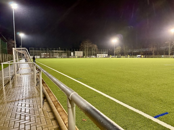 Hennes-Jeschke-Sportanlage Platz 2 - Duisburg-Marxloh