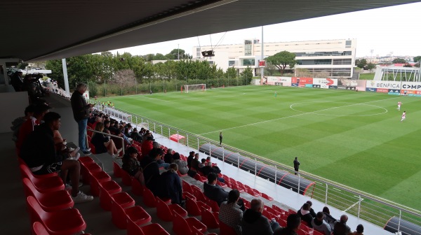 Caixa Futebol Campus Campo 1 - Seixal