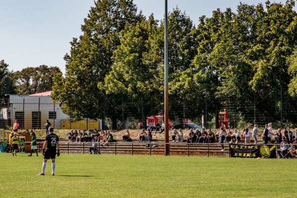Friedrich-Ludwig-Jahn-Stadion Nebenplatz 1 - Hoyerswerda