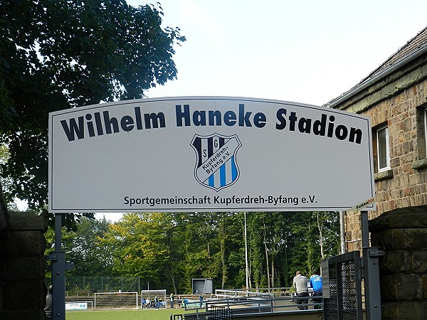 Wilhelm-Haneke-Stadion - Essen/Ruhr-Kupferdreh