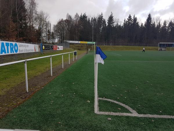 Sportplatz Am Fockenberg - Wenden/Südsauerland-Hillmicke
