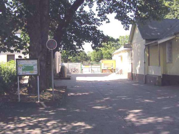 Bezirkssportanlage Warbruckstraße I / MTV-Stadion - Duisburg-Marxloh