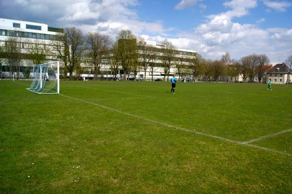 Sportanlage Freimann Platz 2 - München-Freimann