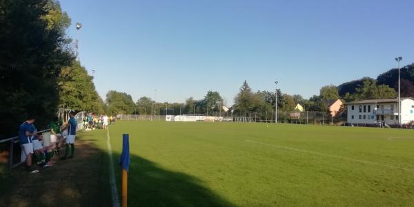 Sportplatz an der Mosel - Wasserliesch