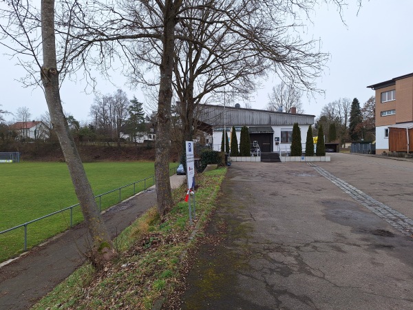 Sportplatz im Sportweg - Nersingen-Straß