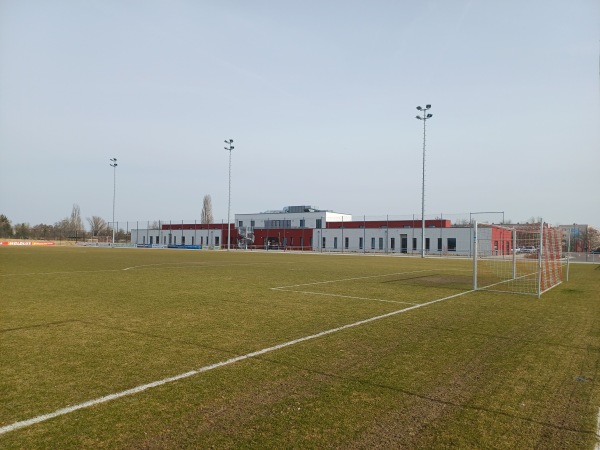 EVH-Zentrum - Raab Karcher Halle & Partner Platz - Halle/Saale-Silberhöhe