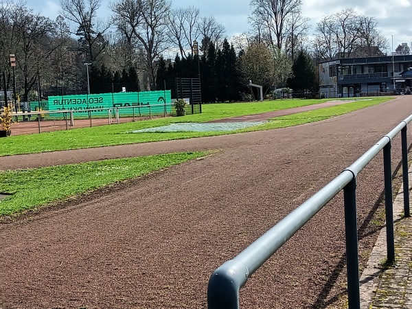 Borussenplatz - Düsseldorf-Grafenberg