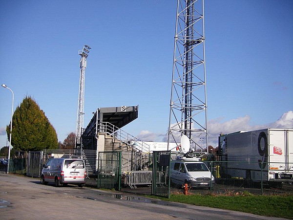 Stadion De Leunen - Geel