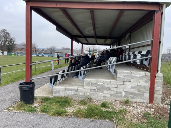 Lydstep Park - Caerdydd (Cardiff), CF