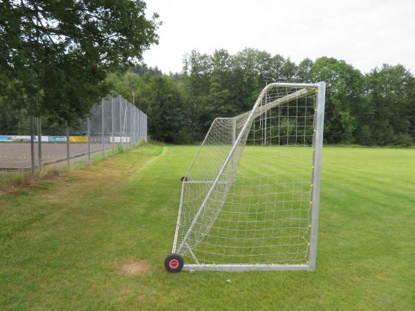 Osser-Stadion Nebenplatz - Lam