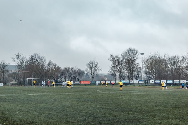 Sportplatz Unterm Weinberg - Farnstädt-Oberfarnstädt