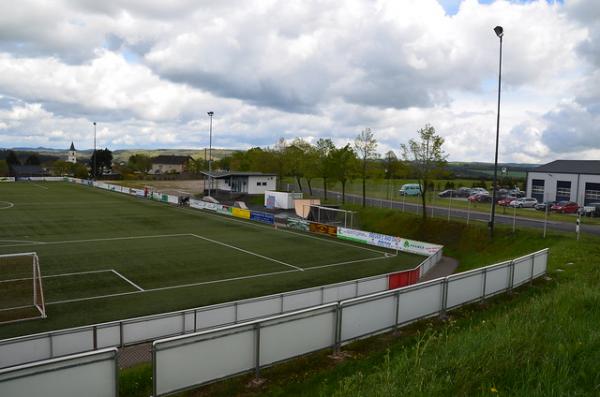 Sportplatz St-Wendelin-Straße - Üxheim-Leudersdorf