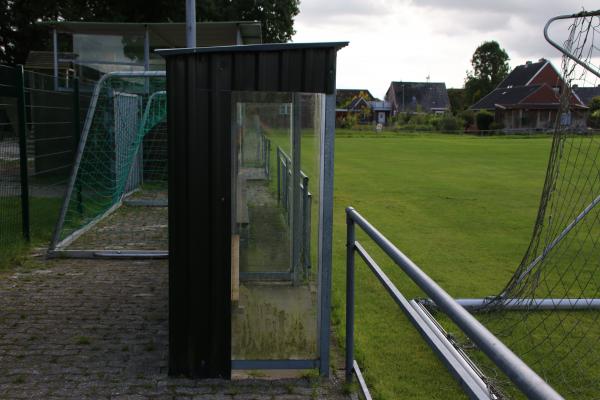 Sportplatz an der Schule - Werdum