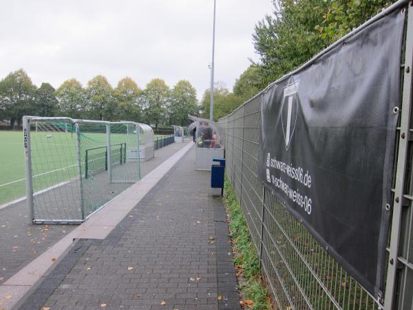 Paul-Baumer-Kampfbahn - Düsseldorf-Oberbilk