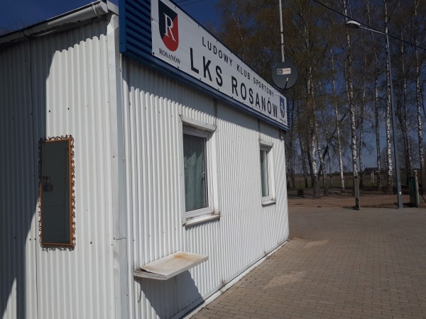 Stadion Gminny im. Leszka Jezierskiego - Rosanów