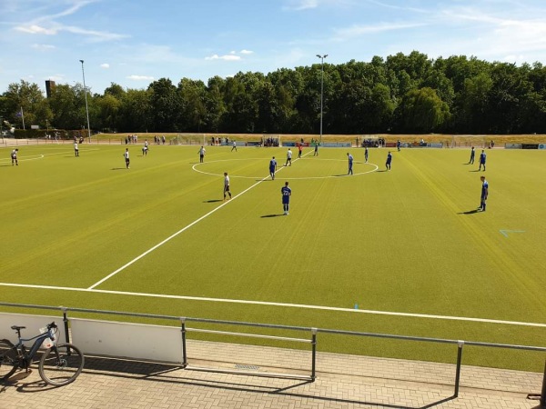 Hubert-Schäfer-Sportpark - Neuss-Weissenberg