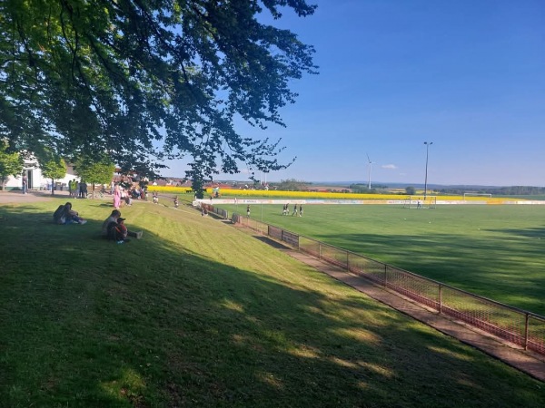 Sportanlage Burgholzer Straße Platz 2 - Kirchhain-Emsdorf