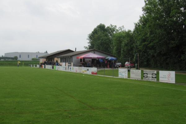 Sportplatz Lachen - Büren an der Aare