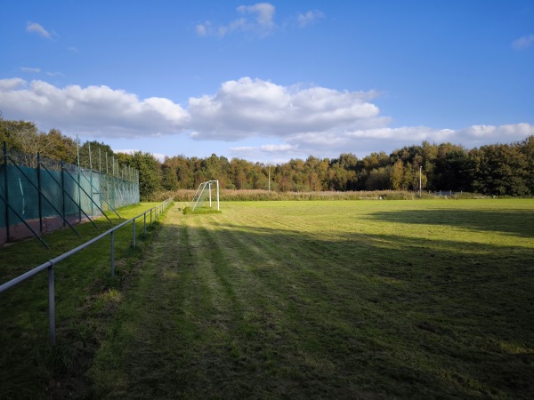 Sportanlage am Schwimmbad B-Platz - Lunden