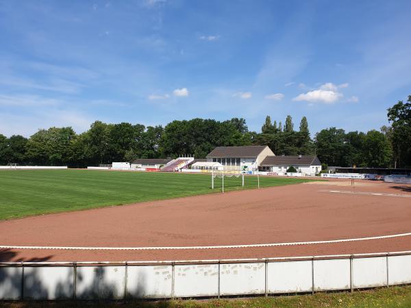 Sportzentrum Hiesfeld / Stadion Am Freibad  - Dinslaken-Hiesfeld