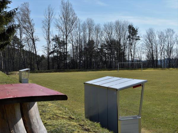 Sportplatz an der Autobahn - Haiger-Allendorf