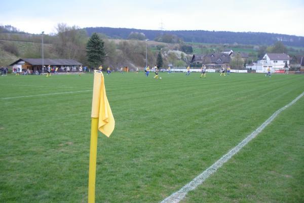 Bahndammstadion - Brakel-Hembsen