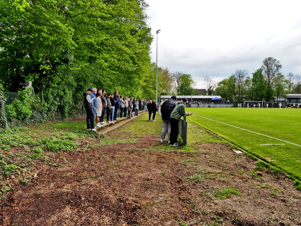 Bezirkssportanlage Stadionstraße - Jüchen