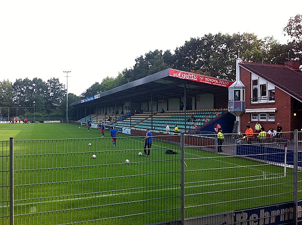 Edmund-Plambeck-Stadion - Norderstedt-Garstedt