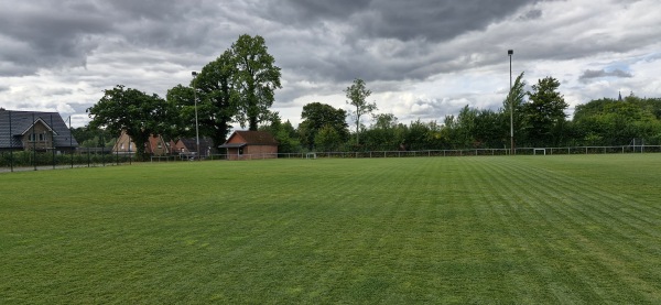 Heinz-Waldow-Stadion B-Platz - Schönwalde/Bungsberg