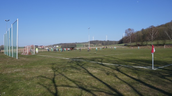Sportplatz am Weinberg - Wabern-Falkenberg