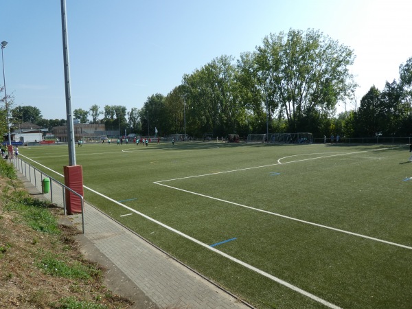 Gerd-Herbert-Arena an der Staustufe - Hattersheim/Main-Eddersheim