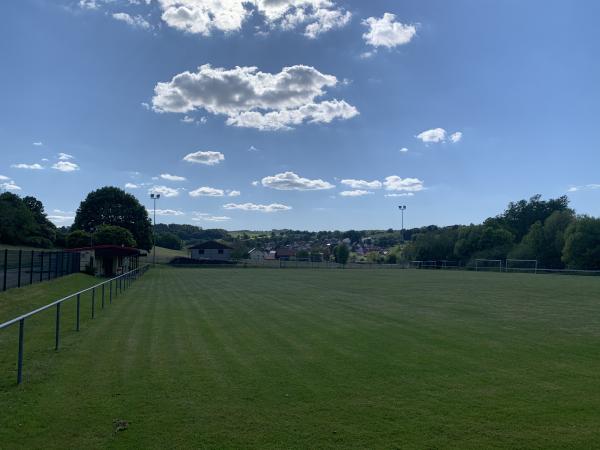 Sportplatz Am Ählerbrunnen - Büdingen-Wolferborn