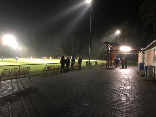 Sportplatz An der Waldkante - Am Mellensee-Kummersdorf-Gut