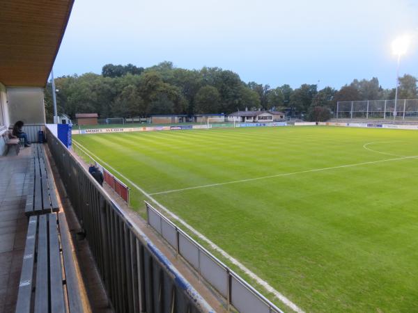 Stadion Am Krönungsbusch - Herxheim bei Landau