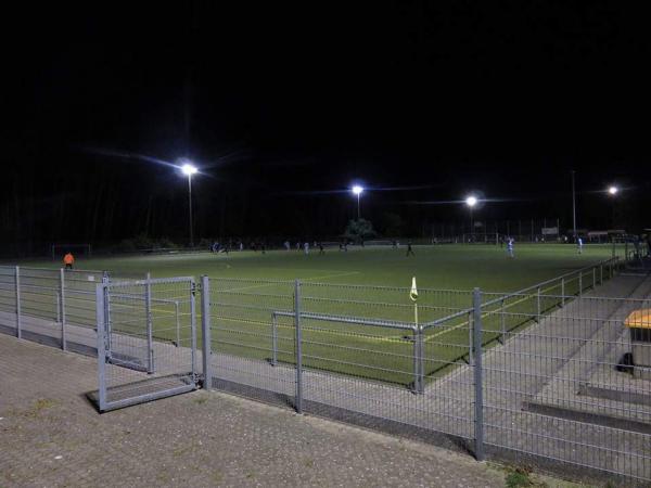 Sportpark Königstädter Straße Platz 2 - Nauheim