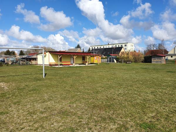 Sportplatz Sanzkow - Siedenbrünzow-Sanzkow