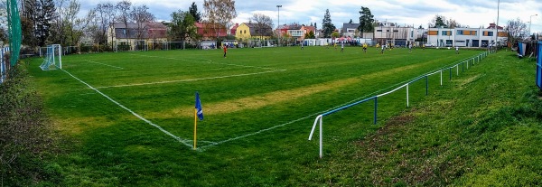 Fotbalové hřiště TJ Slavoj Suchdol - Praha-Suchdol