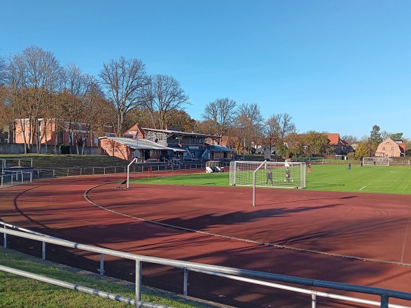 Sportpark Uelzener Straße - Lüneburg-Rotes Feld
