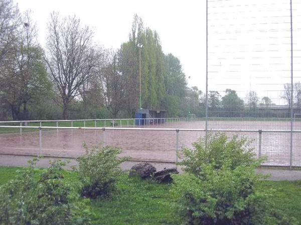 Roj-Stadion - Dortmund-Nordmarkt