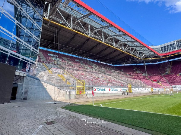 Fritz-Walter-Stadion - Kaiserslautern-Betzenberg