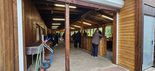 Sportplatz Lütz - Lütz 