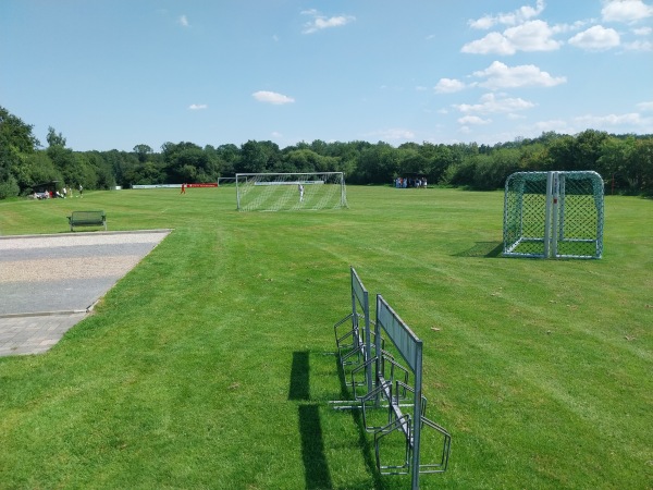 Sportplatz Aschenweg - Auhagen