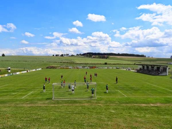 Brückl GmbH-Stadion  - Utzenaich