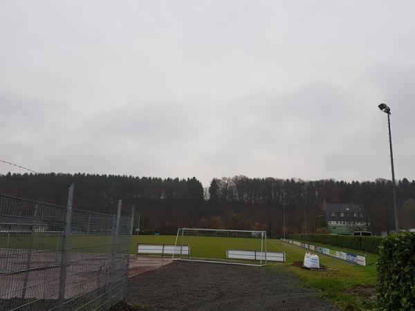 Sportplatz Zur Kaule - Overath-Vilkerath