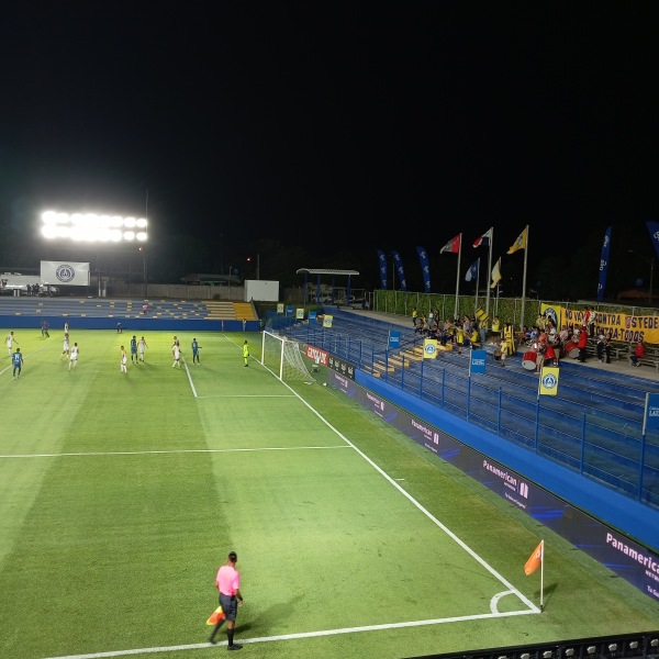 Estadio Universidad Latina - Llano Marin