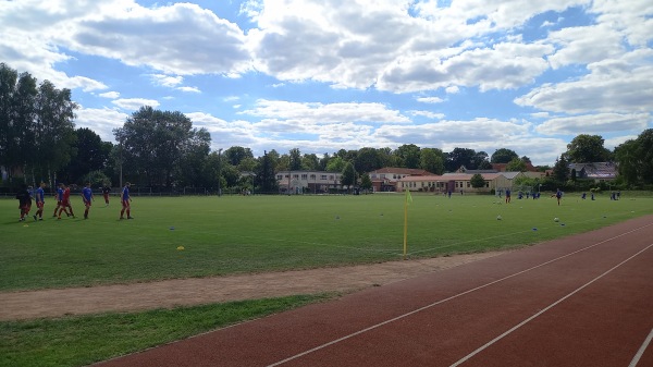 Gemeindesportplatz - Plate