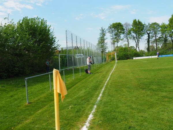 Sportplatz an der Gemeinschaftshalle - Lippetal-Oestinghausen