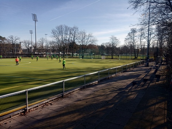 Wally-Wittmann-Sportanlage Platz 3 - Berlin-Charlottenburg