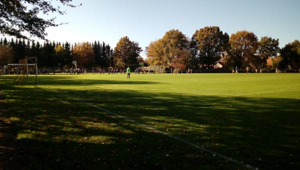 Sportplatz an der Grundschule - Apensen