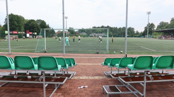 Jaunmārupes pamatskolas stadions - Jaunmārupe